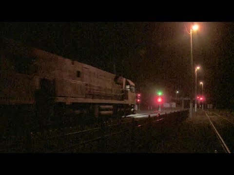 Pacific National MP2 Freight Train - PoathTV Australian Railways