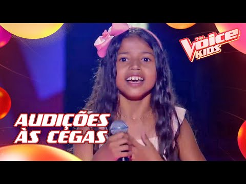 Giovanna Ferreira canta 'Pra Ver Se Cola' nas Audições às Cegas – The Voice Kids | 8ª Temporada