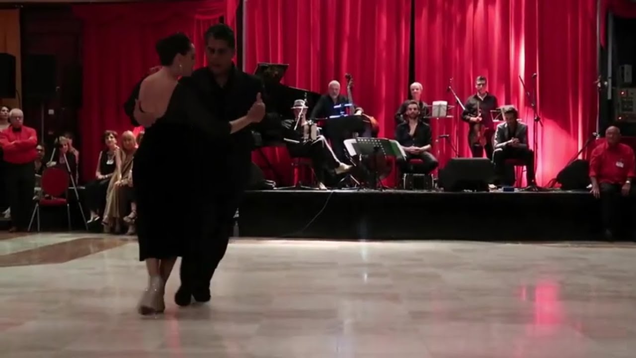 2019 07 27 - Sabrina y Ruben Veliz bailan El Latigo de D'Arienzo