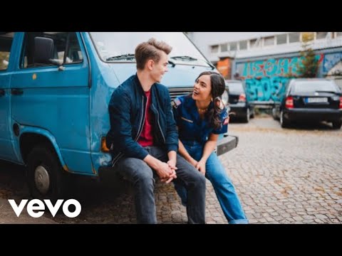 SELINA MOUR feat. LINUS BRUHN - More Than Friends (Official Video)