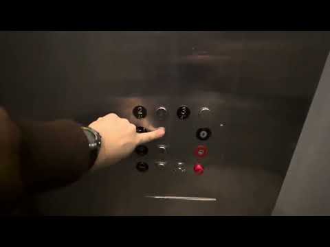 Elevator Best Western Plus Westbank