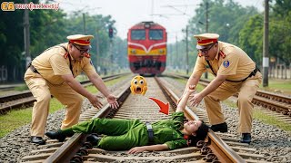 NỮ SĨ QUAN NẰM NGAY GIỬA ĐƯỜNG SẮT CHUYỆN GÌ XẢY RA THẾ NÀY!!!