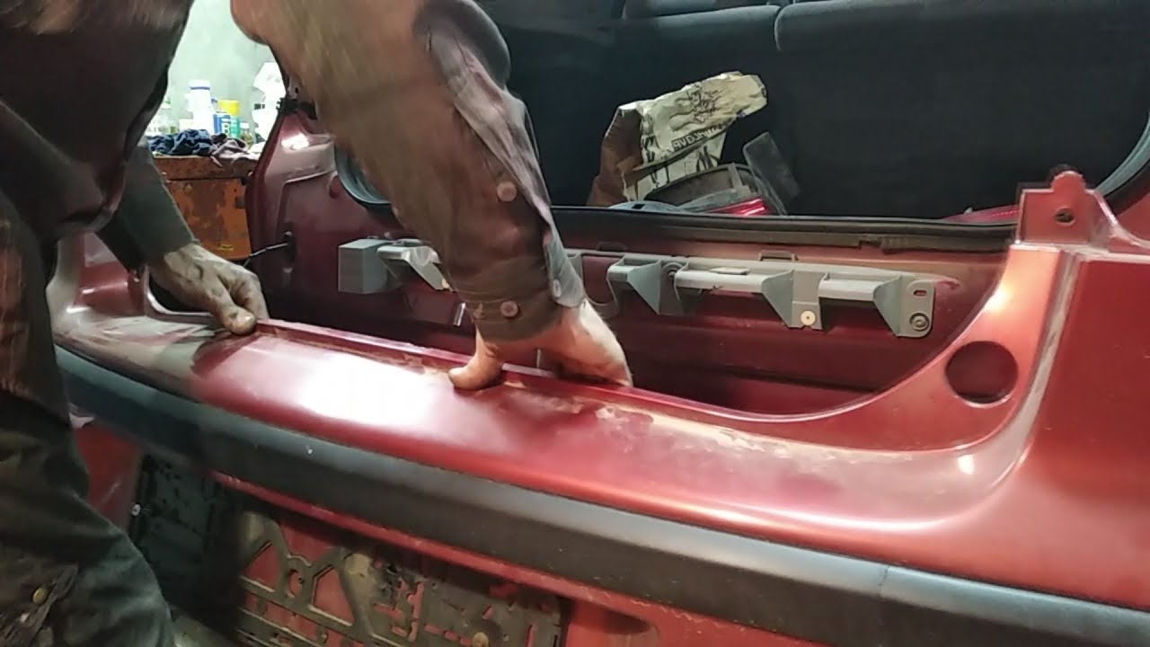 Снятие заднего бампера церато 3. Снятие заднего бампера volvo s40. Снятие заднего. Крепление заднего бампера 2110. Снятие заднего.