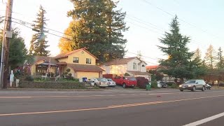 Man accused of sex abuse at illegal massage and chiropractic business in Portland Mp4 3GP & Mp3