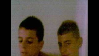 Engjellusha - Kushtuar Leonardit