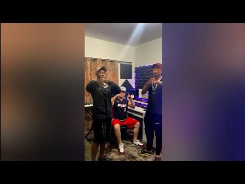 MC Lemos e MC Neguin da 20 - Mundo Vai Girando (DJ Alle Mark) Prévia 2022