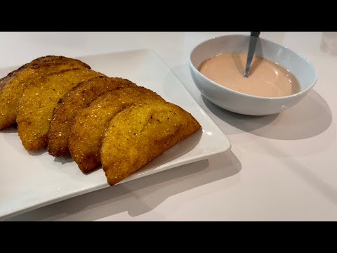 Venezuelan Style Cheese Hand Pies with Pink Sauce | Empanaditas de Queso con Salsa Rosada