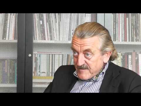 DIETER MEIER über Schnurrbart und Halstücher