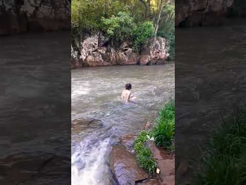 Zambullida en el Salto El Molino 😁🤗😍 #sanpedro #saltos #naturaleza #videoshort #misiones #argentina
