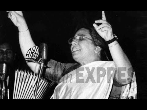 तेरे पूजन को भगवान बना है मंदिर आलीशान — वीडियो थंबनेल