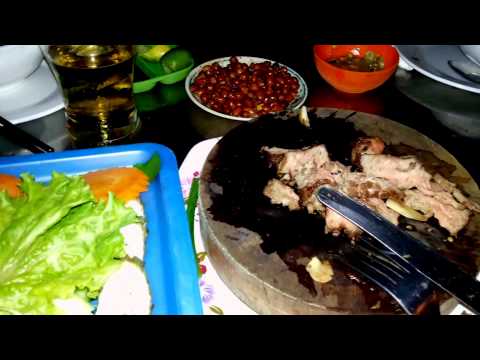 Asian Travel - Touring Phnom Penh City & Eating Local Street Food - I