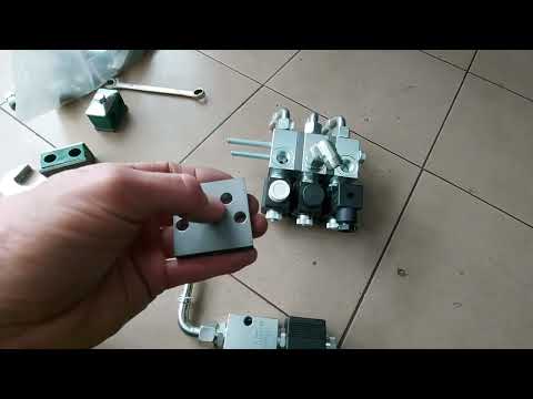 URSUS C360 ZDUNTRAC Proportional hydraulics, floating sections