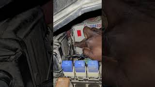 2006 nissan titan ipdm / fuse box pull up or pull out