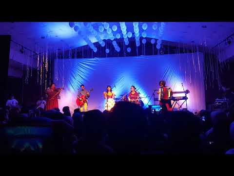 sebelum kau tidur - Mocca feat NonaRia (rare live song ever)