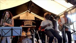 Frank Bey at Poorhouse    2 clips one slow blues, and one funky