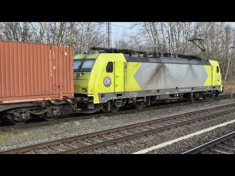 E186 117-5 electric multi-system locomotive from Bombardier TRAXX F140 MS2e series in Viersen