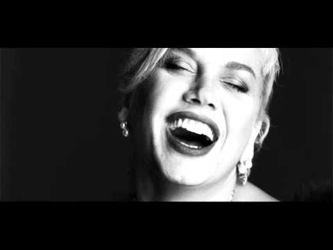 Sezen Aksu - Güvercin