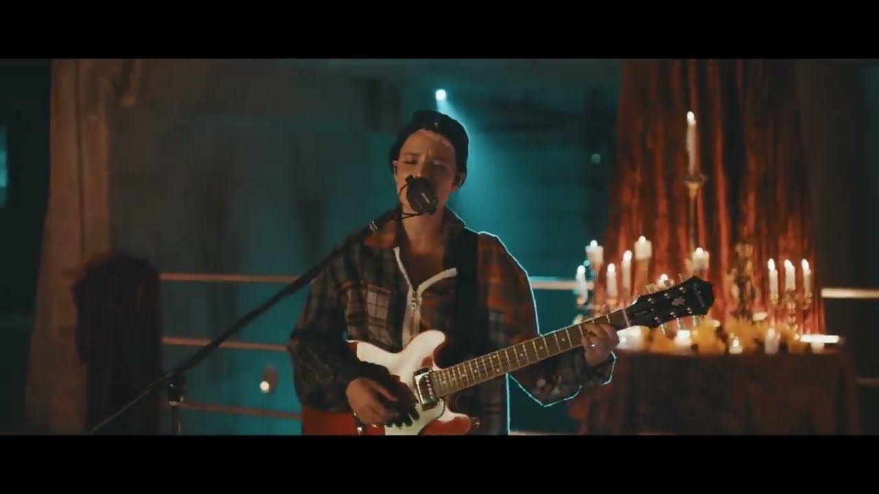 Halsey Eyes Closed Lyrics And Videos