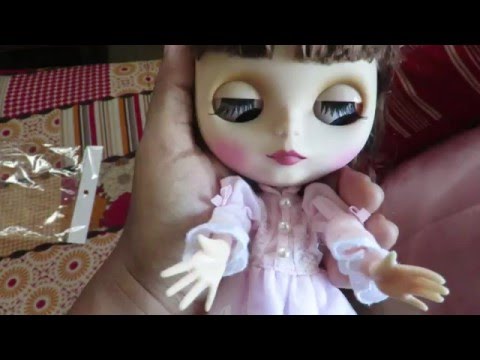 First Blythe Doll (Unboxing)