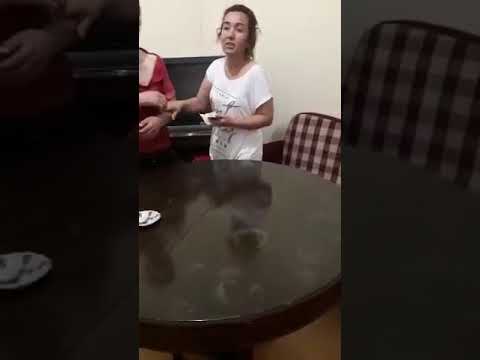 Bu ayoldi toshlab uldirsa arziydi