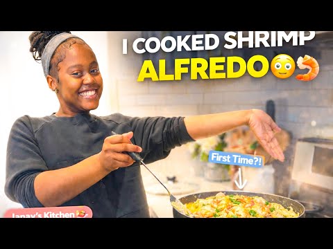 Making Shrimp Alfredo 🍤🍝