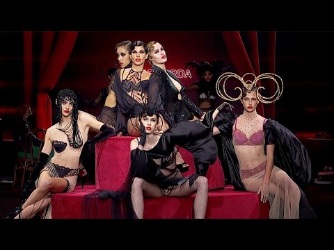 Andres Sarda | Fall Winter 2021/2022 | Full Show