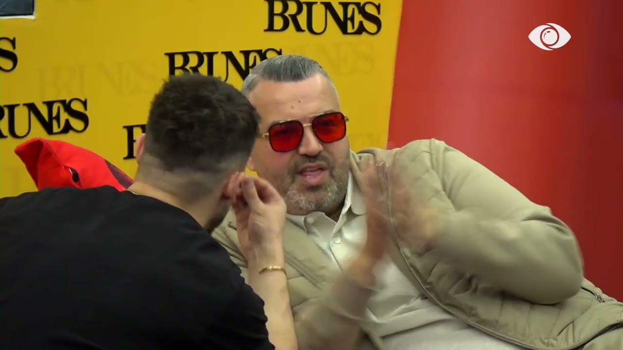 Ti je pro luftës/ Vijon debati mes Gimbos dhe Rogertit: Ti je tradhtar kombi