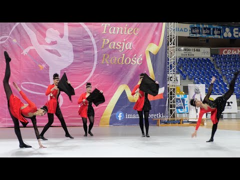MAJORETTES Lora Piaski- MINI FORMATION FLAG SENIOR - Kędzierzyn Koźle 2024