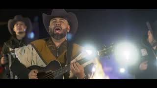 Pa’ Pistear (Que No Se Apague La Lumbre / Apenas Te Fuiste Ayer / Rey Pobre) Popurrí Lyrics English Translation