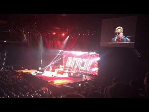 Elton John - The Bitch Is Back (Prague 26.11.2016)