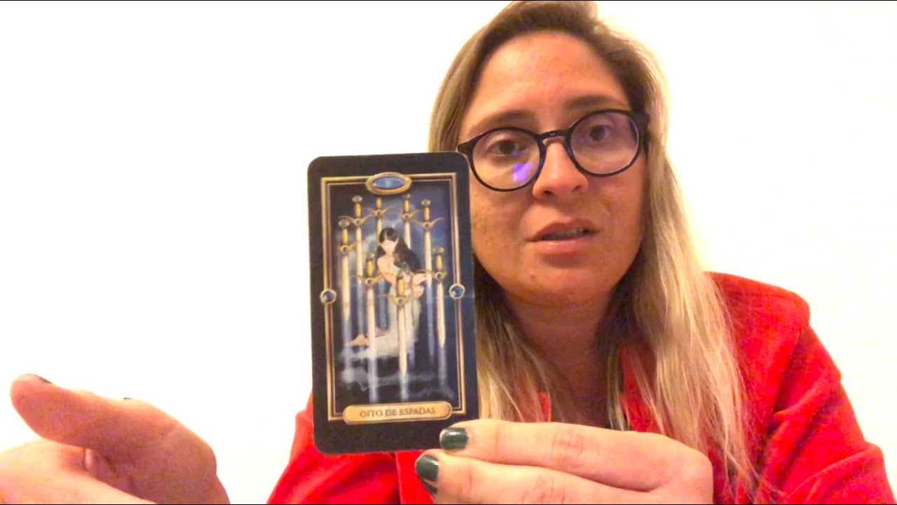 TAROT OITO DE ESPADAS ✨ — crenças limitantes e medos criados