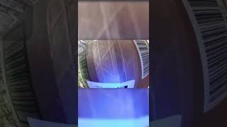 Download lagu Is this guy trying to steal her package? 😳 mp3