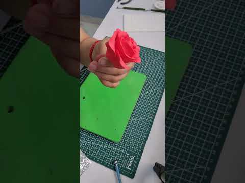 Handcurated/Handcrafted Gumpaste Flowers#gumpaste #gumpasteflowers #onlineclasses #homemade