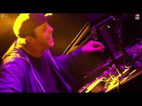 Pretty Lights - 2014. 07.12.  Balaton Sound, Zamárdi, Hungary (FULL SHOW)