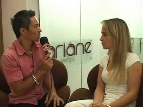 APLAUZZO 07 04 11 02 - ARIANE GIESEL FALA DE PELLINGS.wmv
