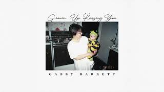 Musik-Video-Miniaturansicht zu Growin' Up Raising You Songtext von Gabby Barrett