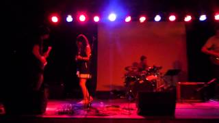 Seapony - "Dreaming" live @ Littlefield (Brooklyn NYC, May 18th, 2012)