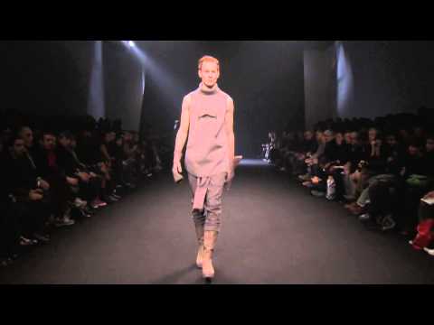 RICK OWENS ' GLEAM ' FALL / WINTER 2010 - 2011 MENS