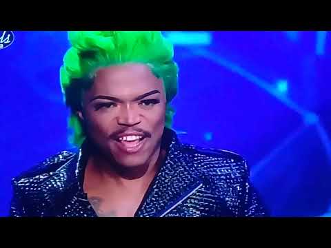 IDOLS SA somizi sleep while he is singing