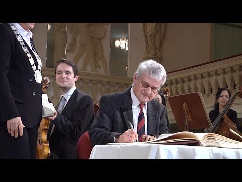 Bernd-Lutz Lange als Ehrenbürger von Zwickau ausgezeichnet