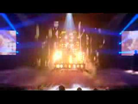 Kitty Brucknell sings Who Wants To Live Forever - The X Factor 2011 Live performance