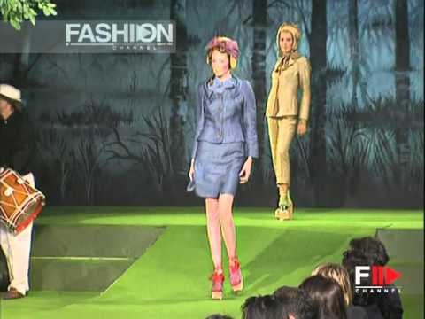 "Vivienne Westwood Red Label" Spring Summer 1998 London 2 of 7 woman by FashionChannel.mov