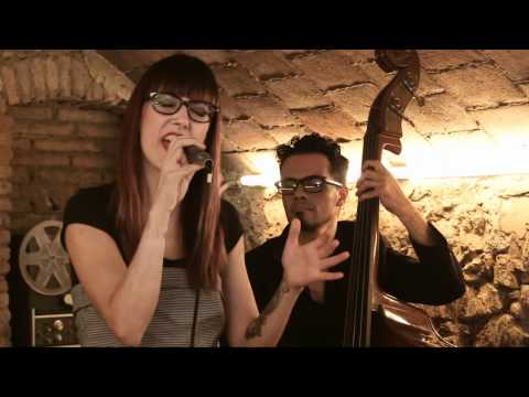 Paula Domínguez jazz Trio YoutubeHD