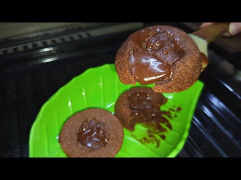 First time ever I tried Molten Lava Cup Cake🧁 yummiest and delicious🤤 #viralvideo #foryou #lavacake 
