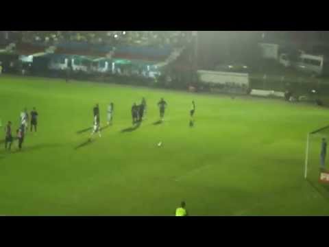 Primeiro pênalti Gilberto Friburguense x Vasco 05/04/2015