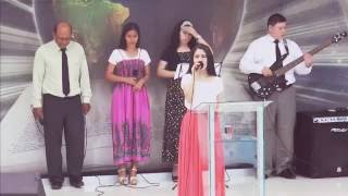 Venimos ante ti Señor para adorarte, para exalatarte.