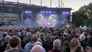 Die Toten Hosen - Steh&#39; auf wenn du am Boden bist | Alles aus Liebe - 40 Jahre die Toten Hosen