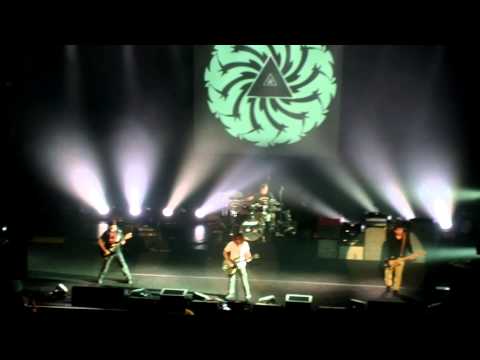 Soundgarden Live - Searching With My Good Eye Closed