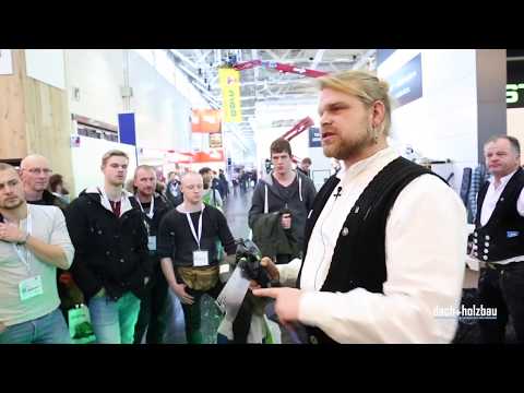 Cordless insulation saw for hard and soft insulation materials