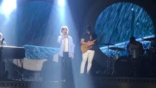 Lukas Graham - Not A Damn Thing Changed  @ Barcelona